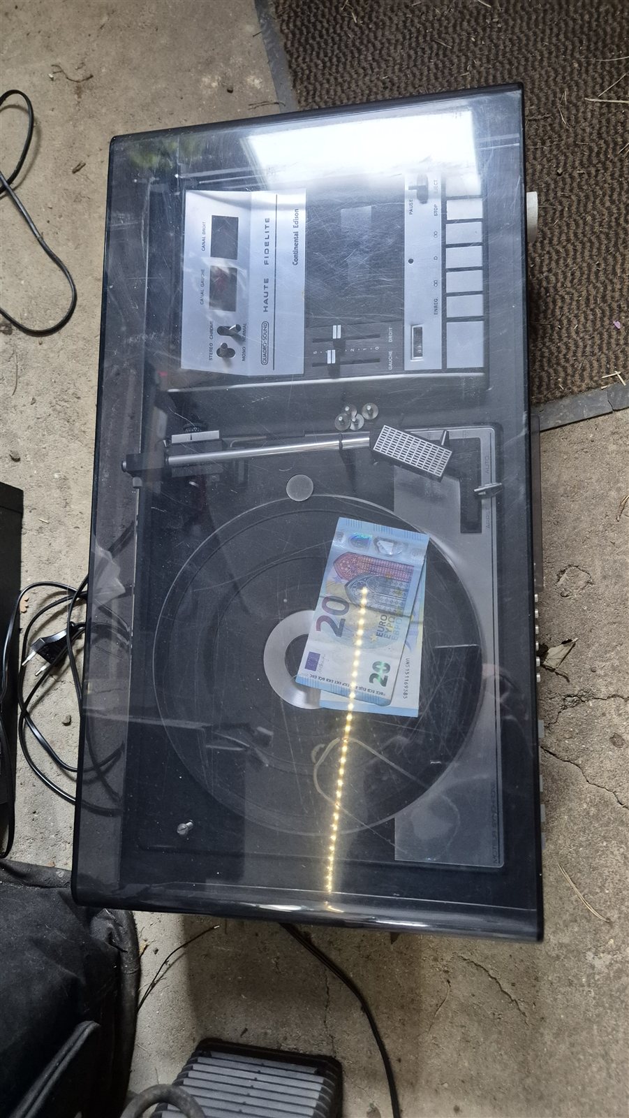 Poste Radio Cassette Tourne-Disque - Remplacement Moteur